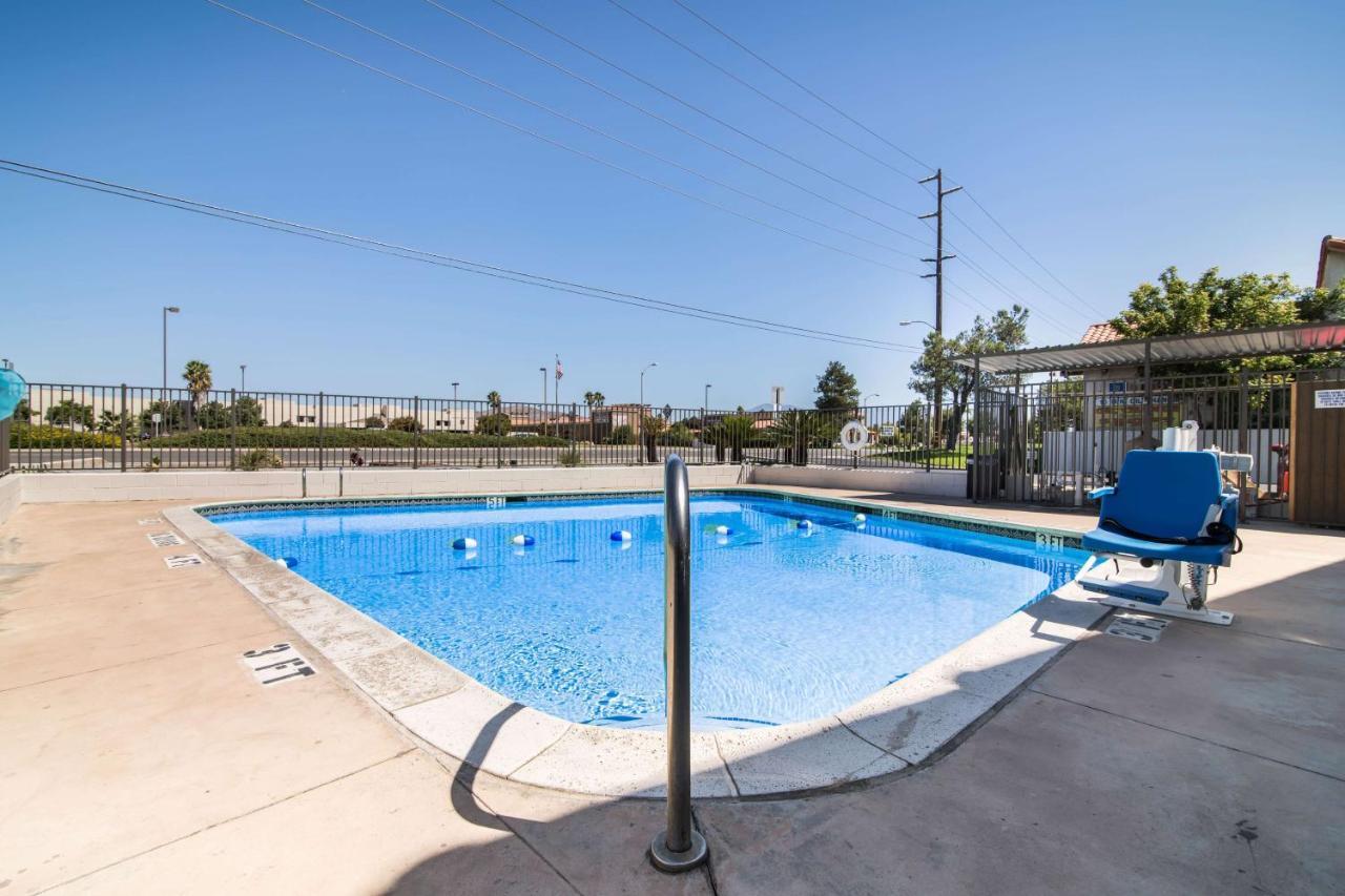 Motel 6-Moreno Valley, Ca - Perris מראה חיצוני תמונה